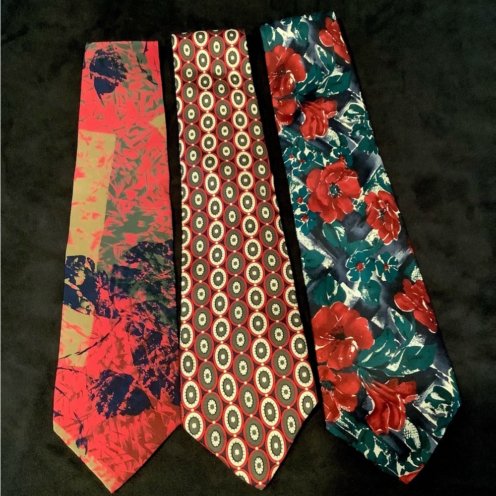 Mens silk neck ties lot of 3 abstract holiday colors
